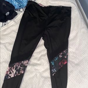 BEBE WORKOUT LEGGINGS
